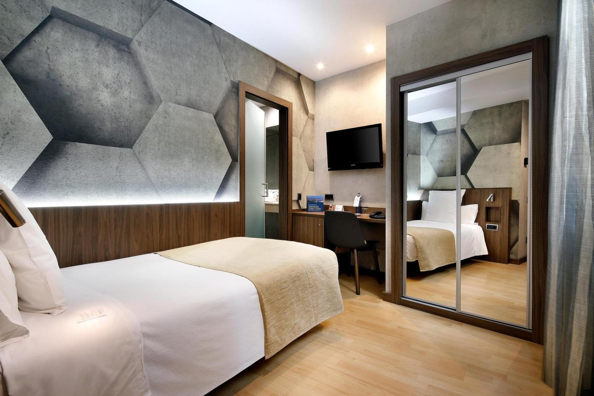 Hcc Montblanc Hotel Barcelone
